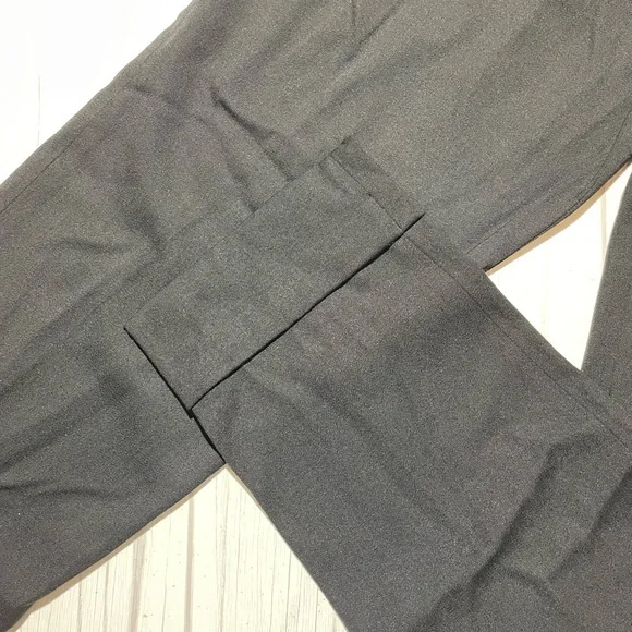 ❣️CLEAROUT❣️ Dolce & Gabbana Cuffed Paper Bag Pants - Picture 4 of 7